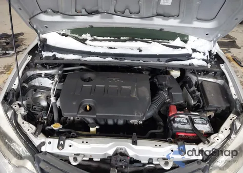 2015 Toyota Corolla Le z USA, uszkodzony, nr VIN 5YFBURHE5FP195237